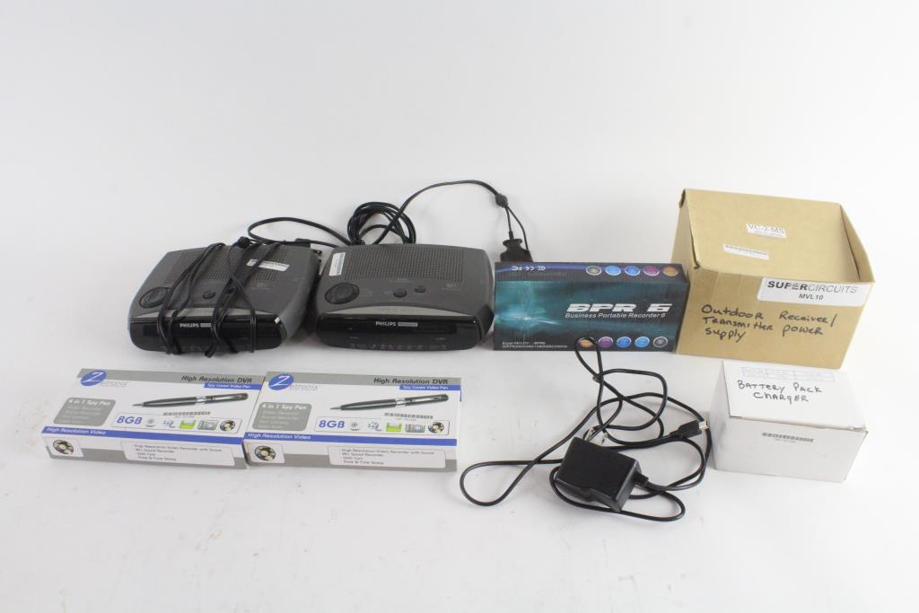 Philips Alarm Clock Radio Camera And More, 7 Pieces Property Room