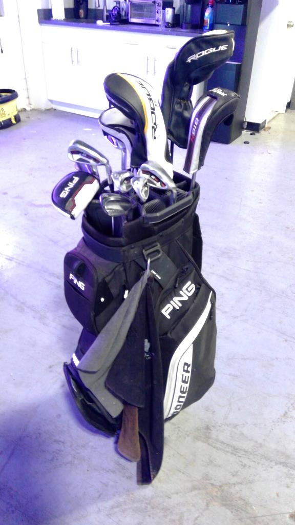 Pioneer With Clubs, 12 Pieces