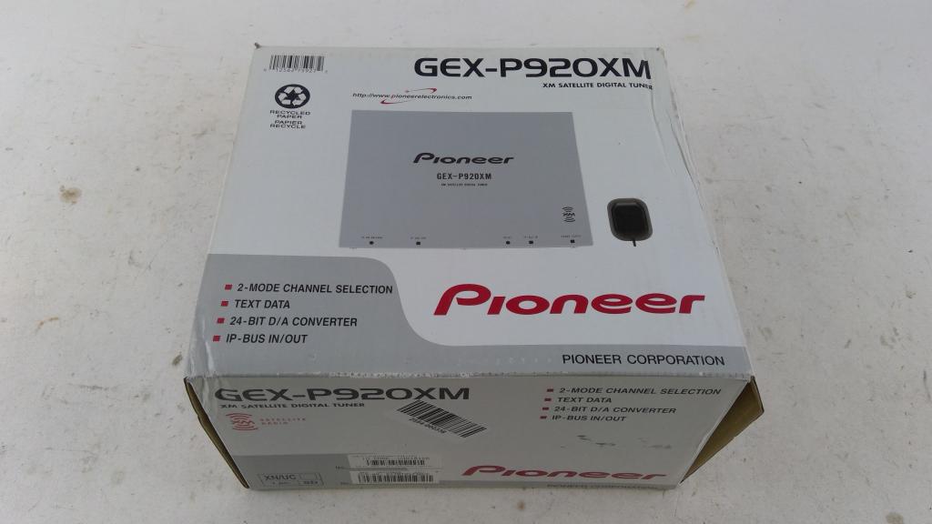Pioneer XM Satellite Digital Tuner