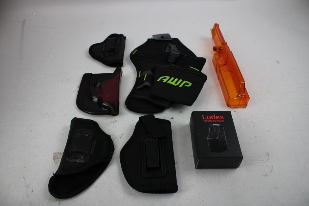 Pistol Cases, Ludex Speed Loader, Gun Holsters, And More, 11 Pieces