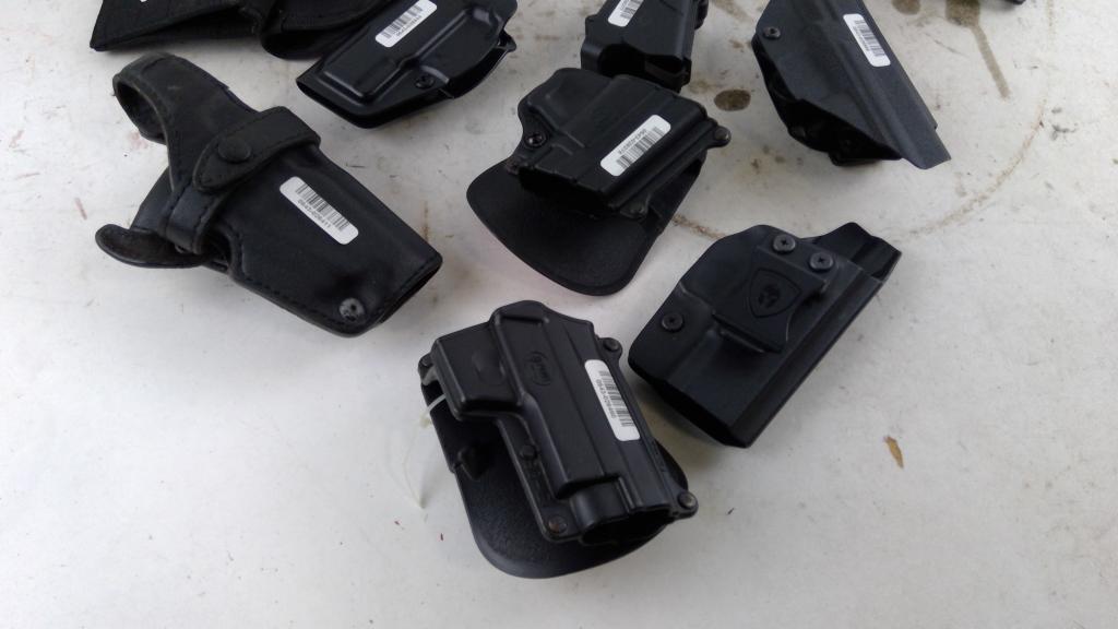 Pistol Holsters 5+ Pieces