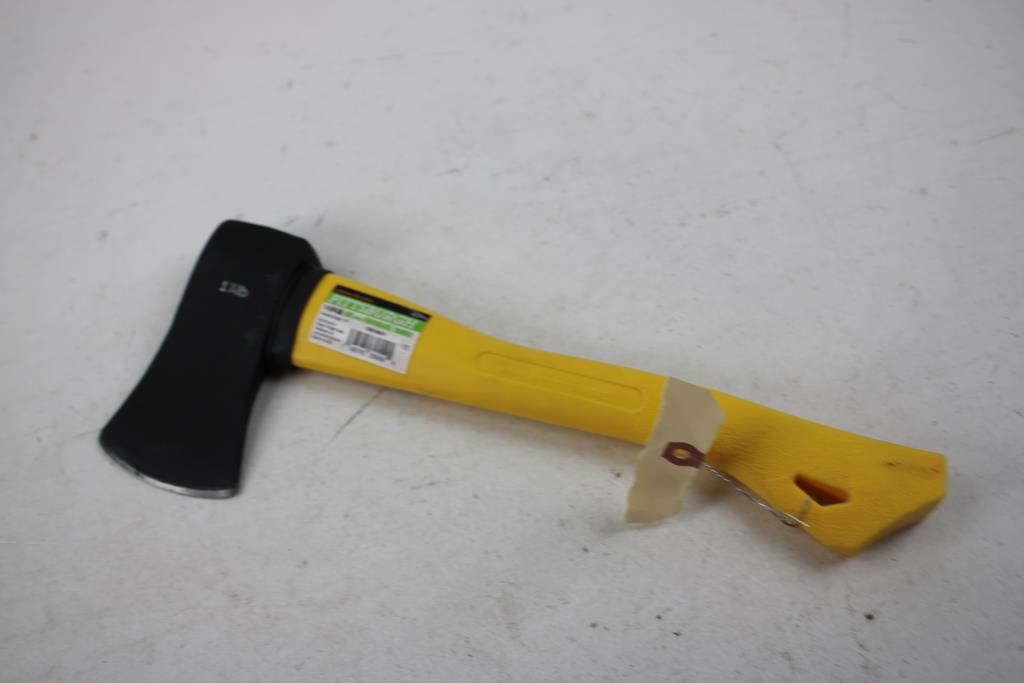 Pittsburgh 1-1/4 Lb Axe With Fiberglass Handle