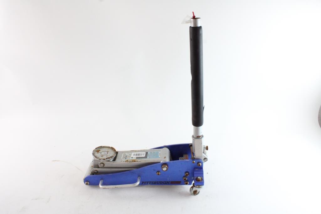 Pittsburgh 1.5 Ton Floor Jack Property Room