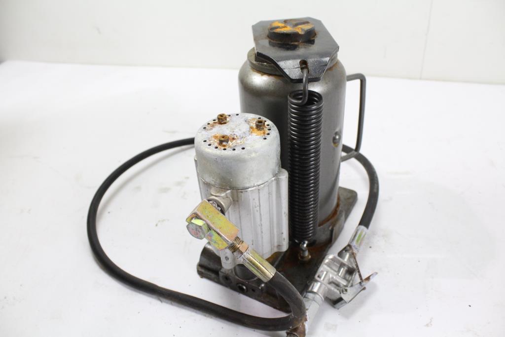 Pittsburgh 69593 Automotive Air Hydraulic Bottle Jack Property Room