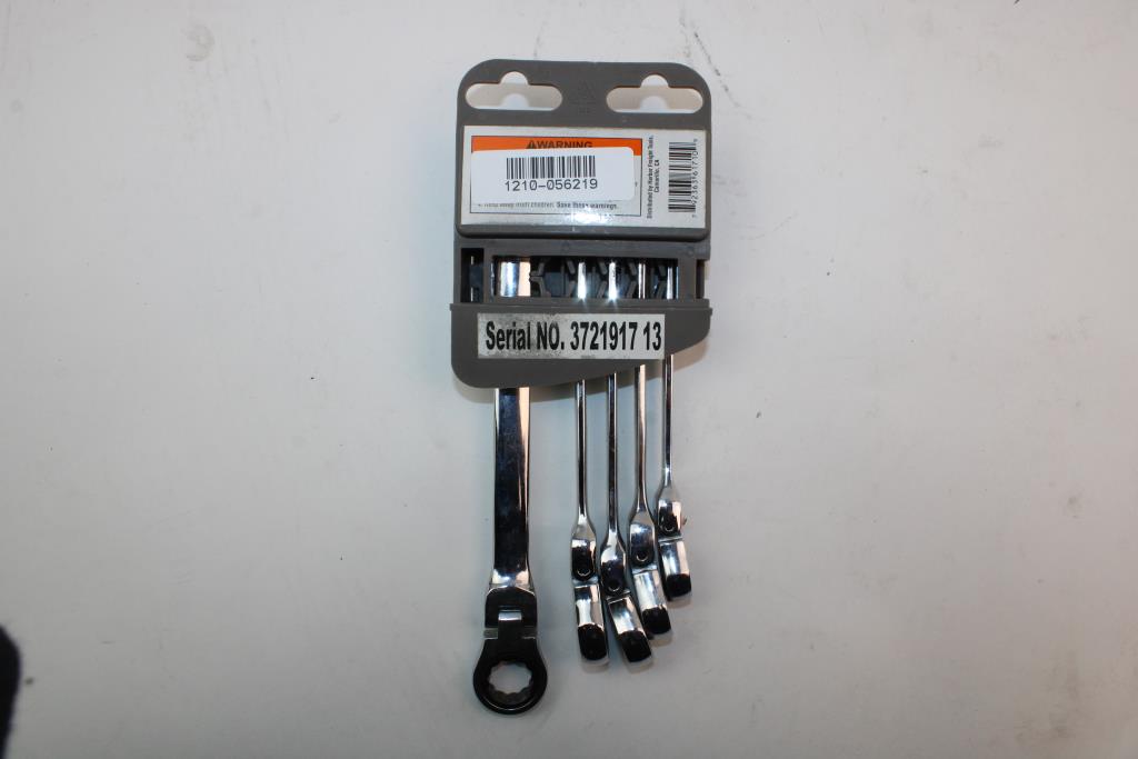 Pittsburgh Flex Head Combo Wrench Set Property Room