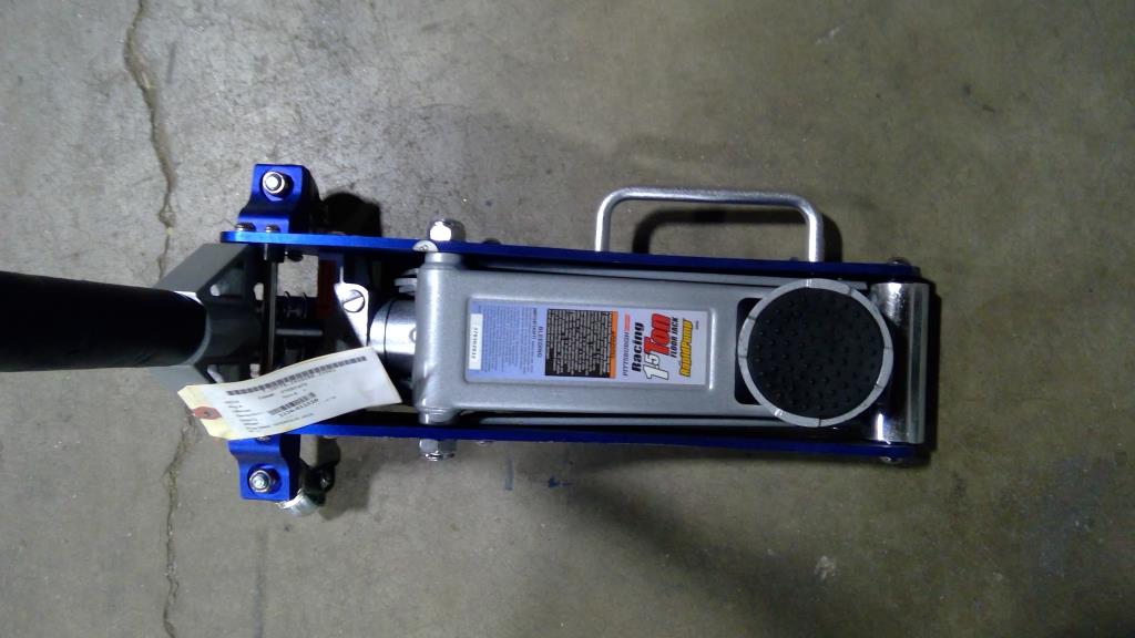 Pittsburgh Floor Jack Property Room