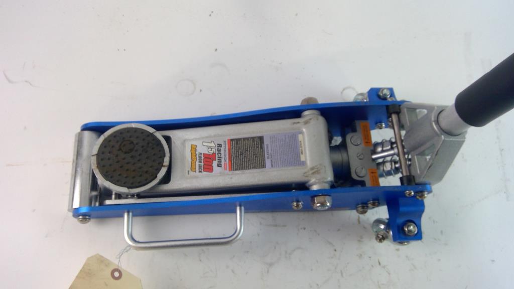 Pittsburgh Racing 1.5 Ton Floor Jack Property Room