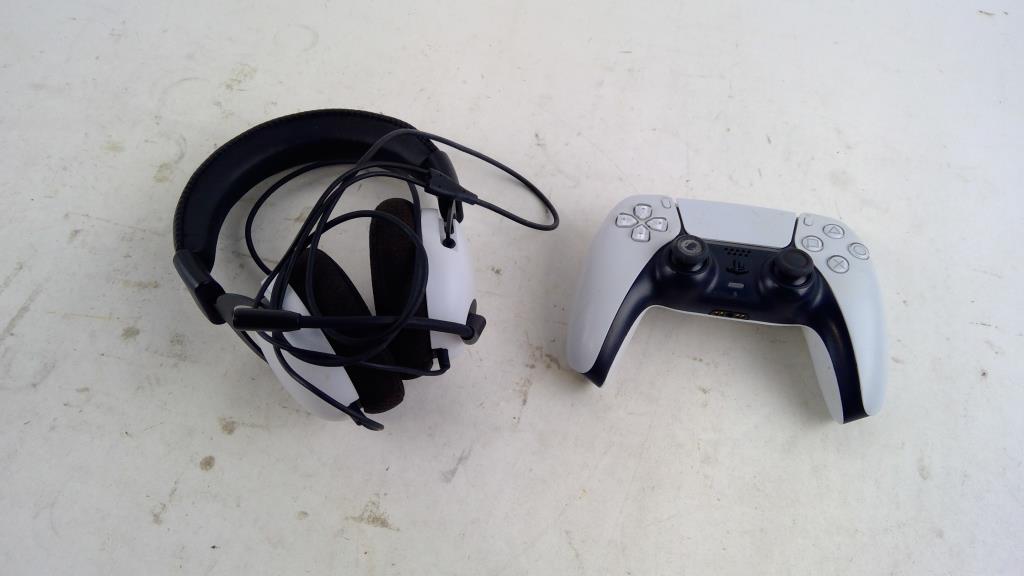 Playstation 5 Dualsense Controller And More 2 Pieces