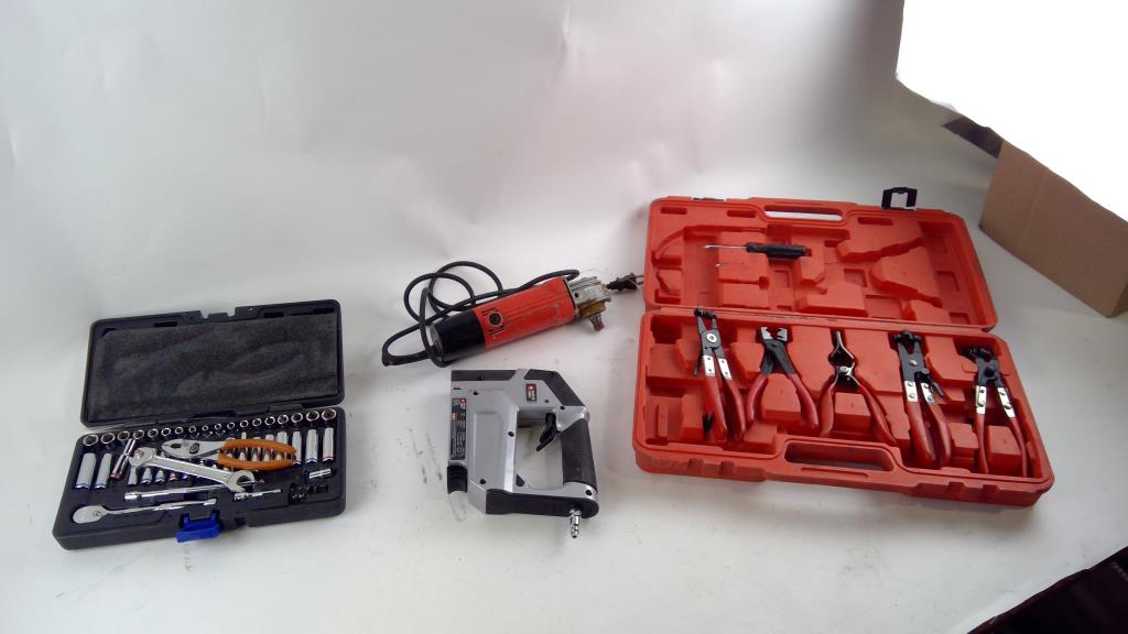Pliers Set And More 4 + Pieces