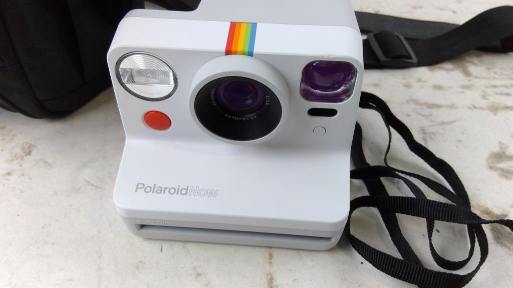 PolaroidNow Camera