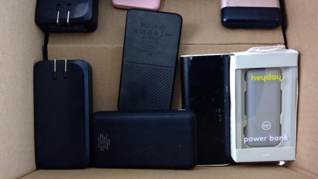 Portable Charger Bulk Lot, 7+ Pieces Property Room