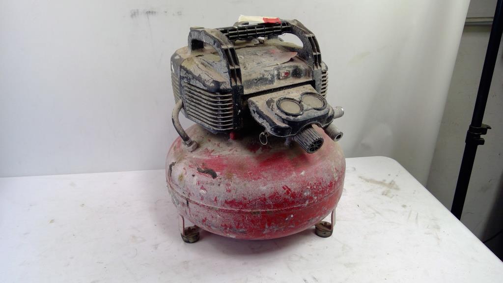 Porter Cable 6-Gallon Portable Electric 150 PSI Air Compressor
