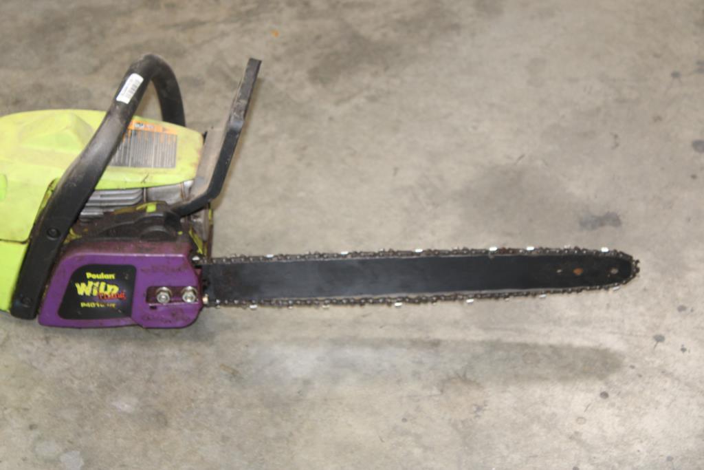 Poulan 18" GasPowered Chainsaw P4018WT Property Room