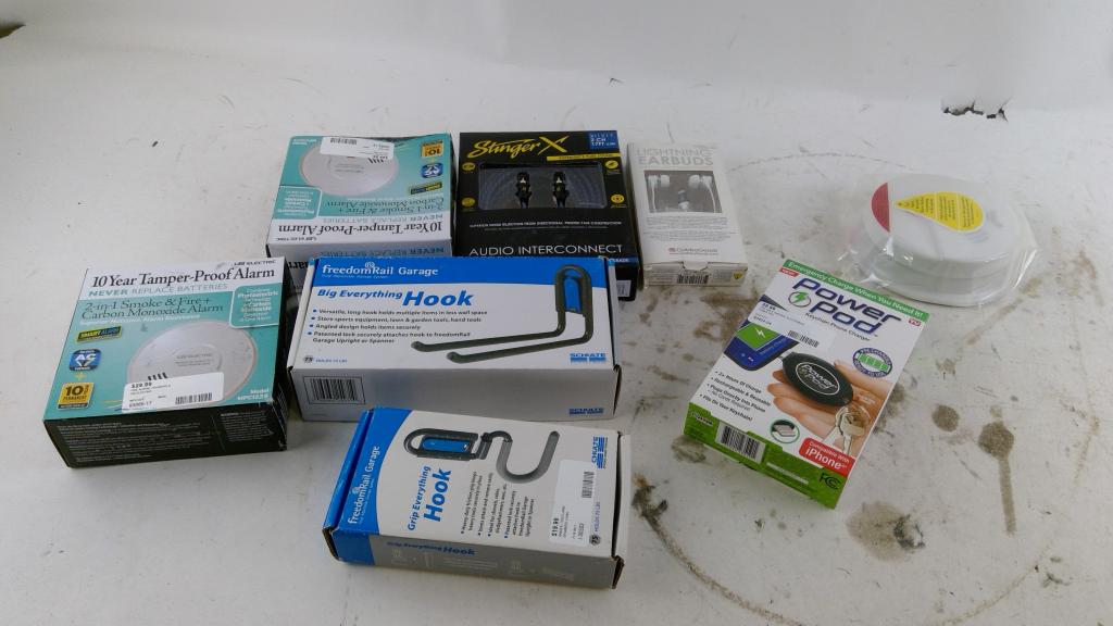Power Pod Keychain Phone Charger And More 5+ Pieces