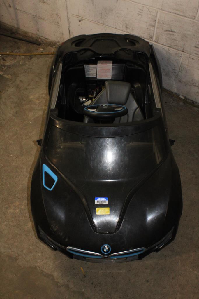 Power Wheels BMW I8 Concept Spyder Property Room