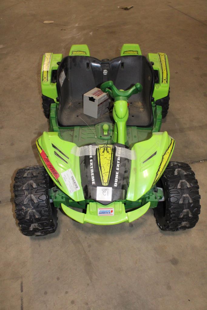 Power Wheels Dune Extreme RideOn Vehicle Property Room