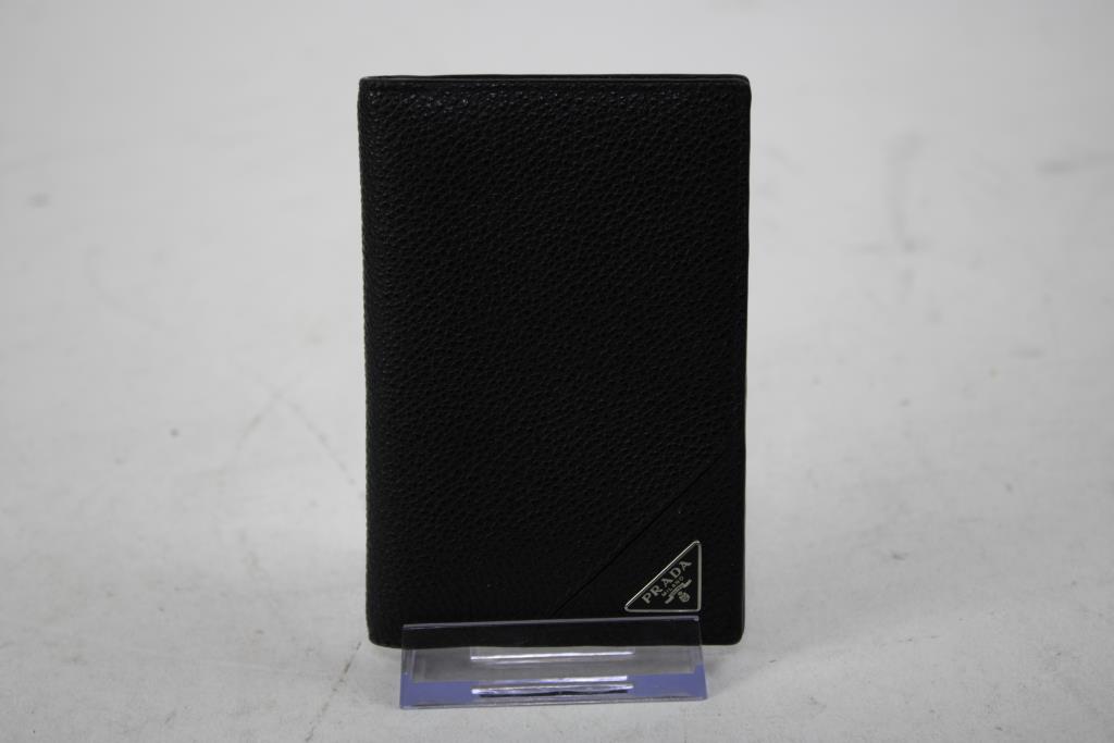 Prada Bi-Fold Wallet - Doublechecked By Entrupy