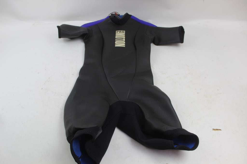 Pro Motion Wet Suit Property Room