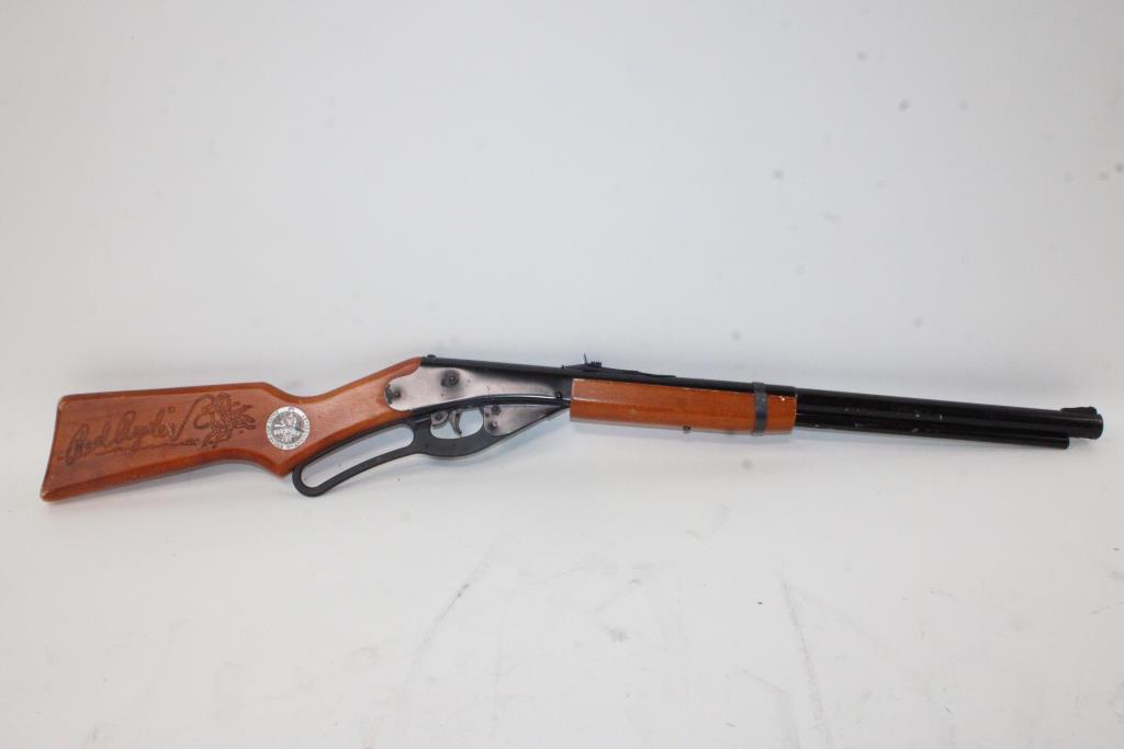 Protector Black Hard Rifle Case With Daisy Red Ryder Airsoft Rifle