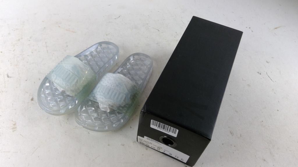 Puma Womens Jelly Slides Size 7.5