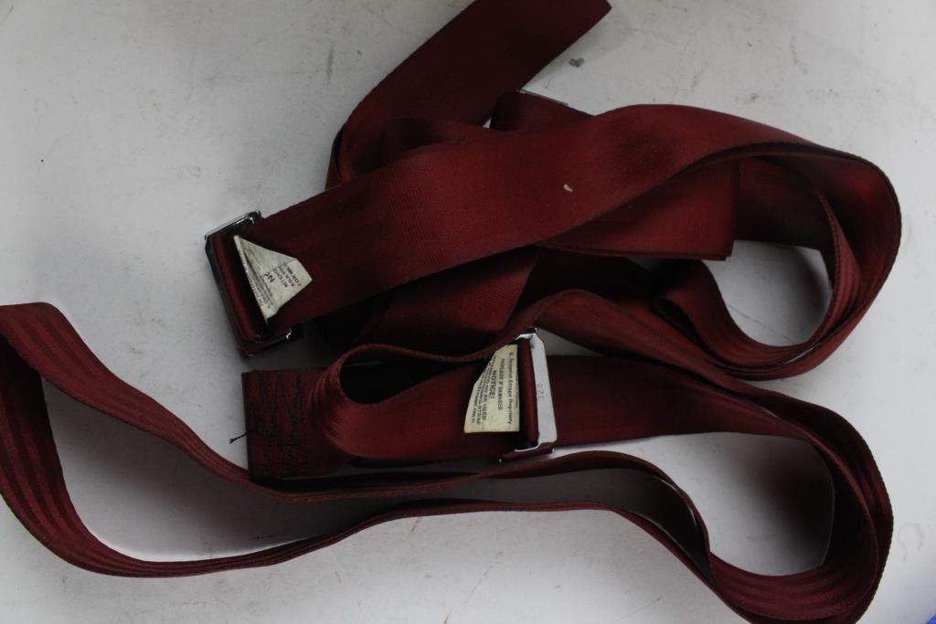 Q'Straint bing Loops And More, 14 Pieces Property Room