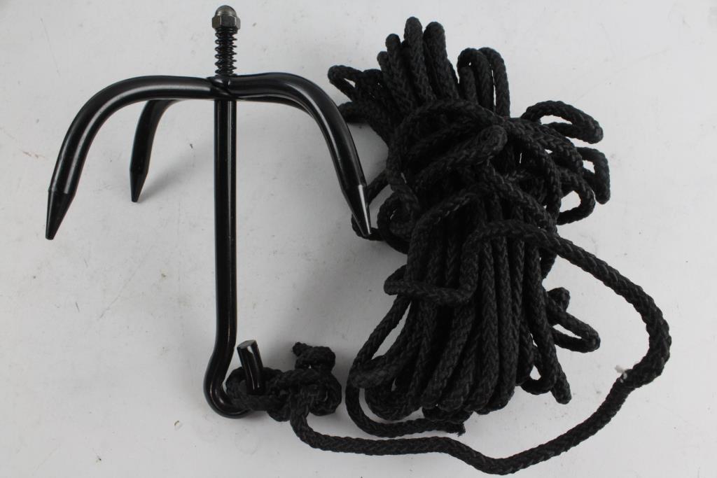 Q'Straint bing Loops And More, 14 Pieces Property Room