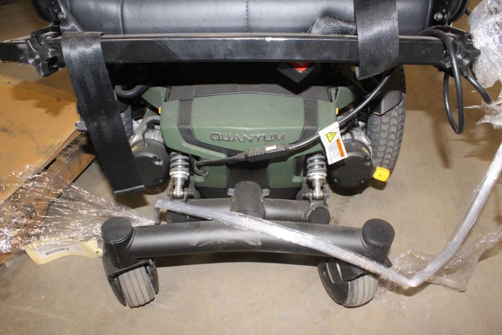 Quantum Edge HD Motorized Wheelchair Property Room