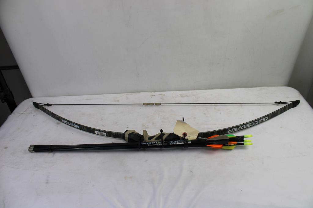 QuickSilver Mossy Oak Bow And Arrows