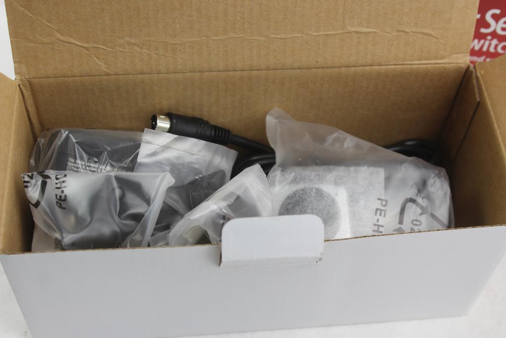 RadioShack Color Security Cameras With Switchbox Property Room