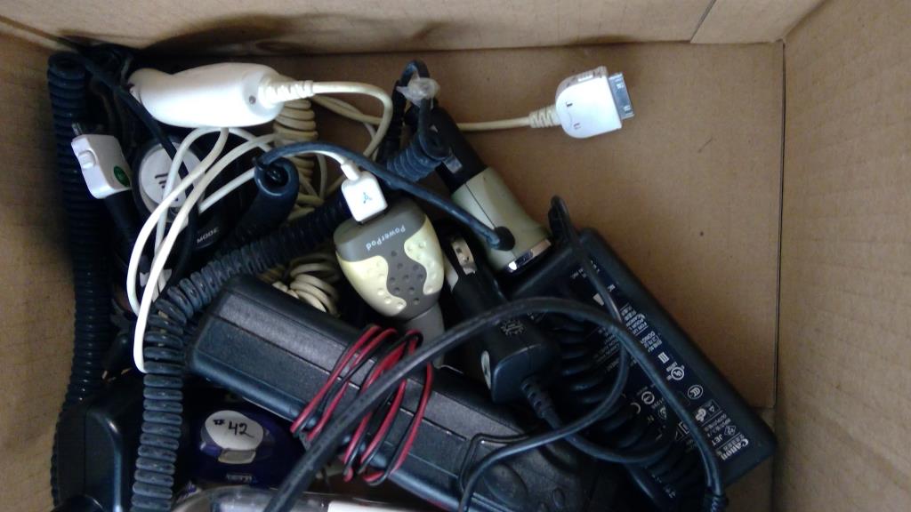 Radioshack Power Inverter And More, 5+ Pieces Property Room