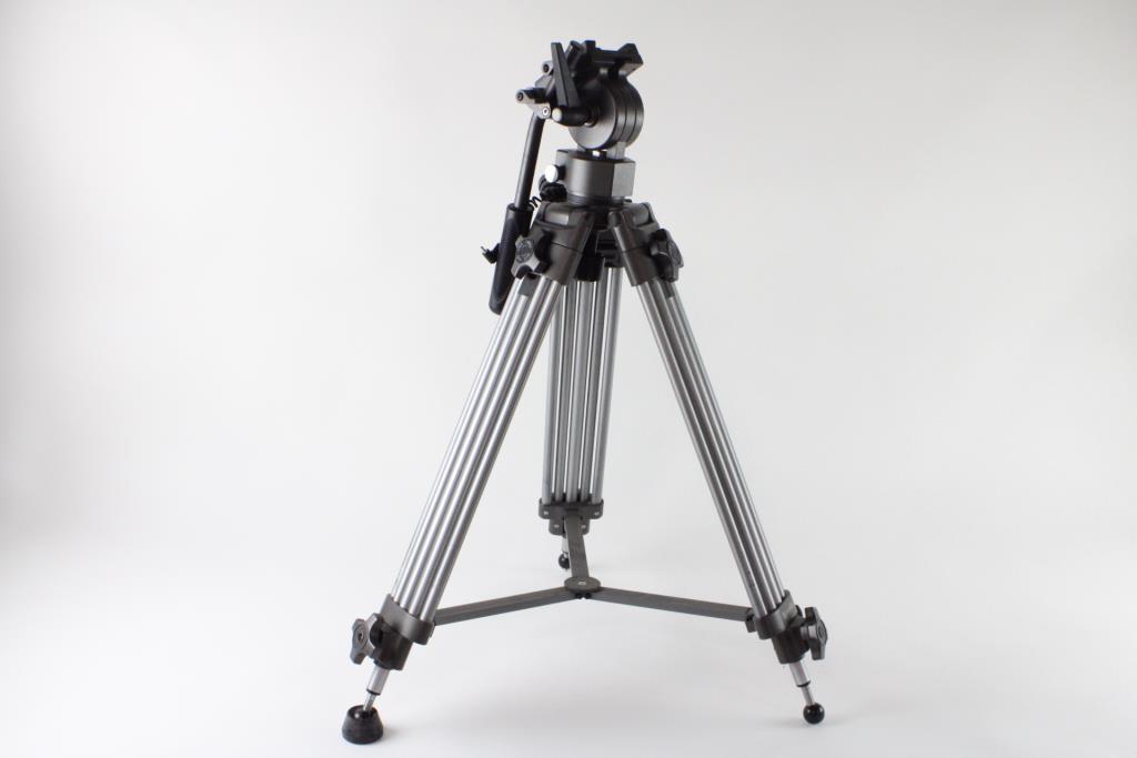 Ravelli Video Tripod Property Room