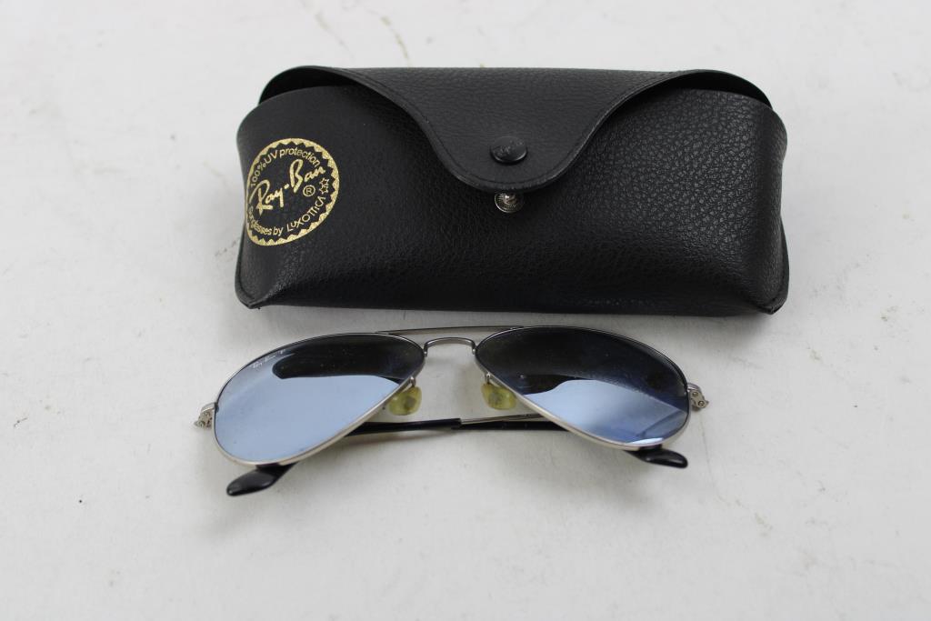 Ray-Ban Aviator Classic Polarized Sunglasses