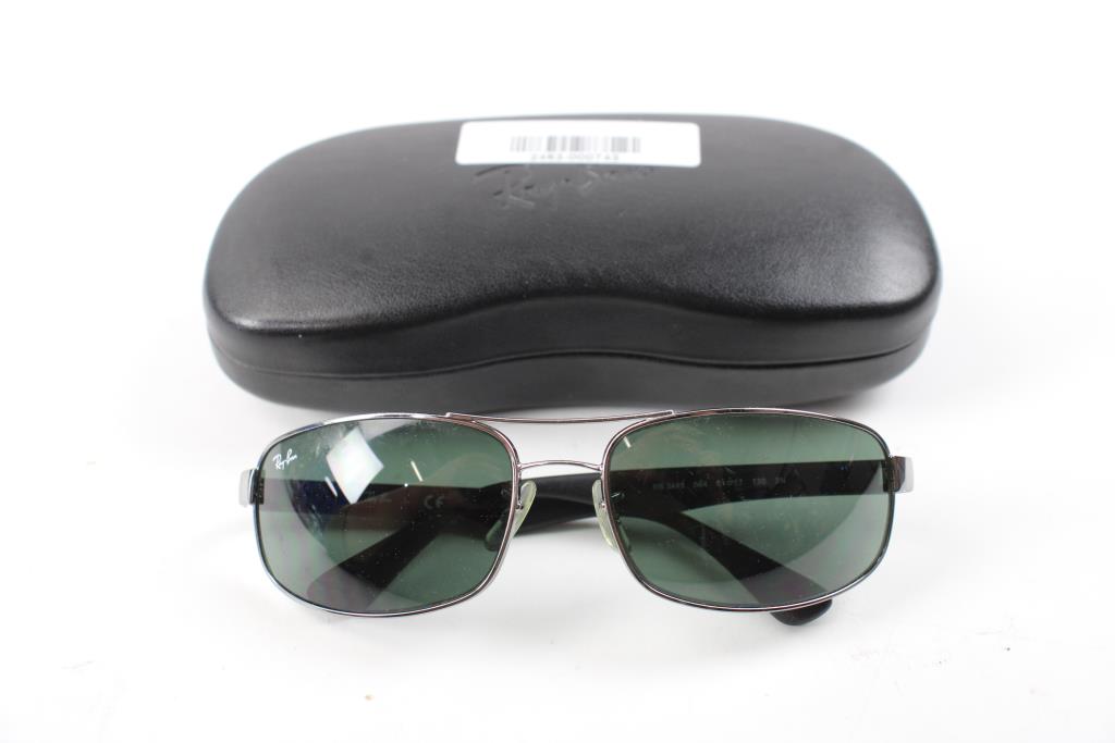 Ray-Ban Black Sunglasses