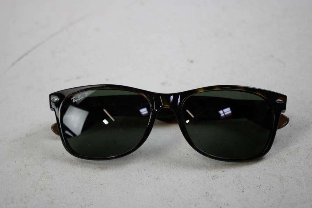Ray-Ban New Wayfarer Sunglasses