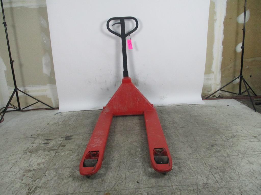 Raymond Pallet Jack Property Room