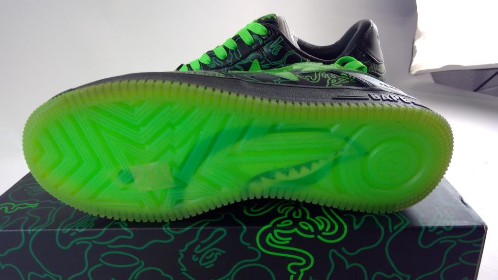 Razer X A Bathing Ape Bapesta Mens Shoe Size 8 | Property Room