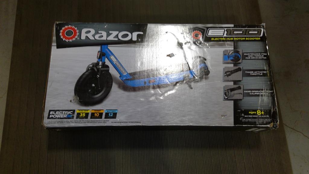 Hub Razor Razor Electric Hub Motor Scooter | Property Room