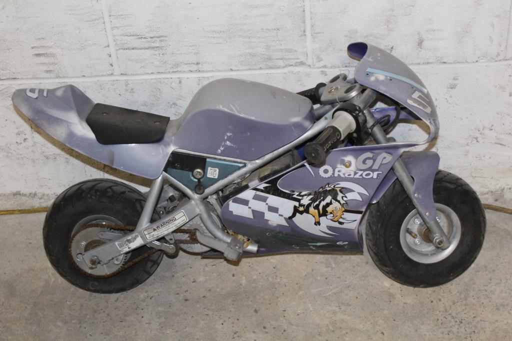 Razor Electric Pocket Rocket Property Room