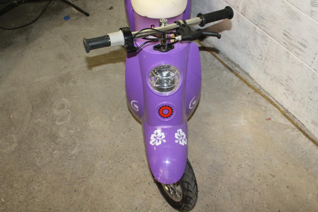 Razor Kiki Electric Scooter Property Room