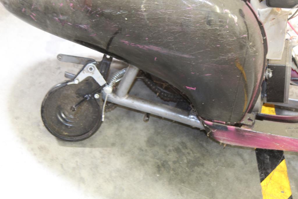 Razor Pocket Mod Betty | Property Room