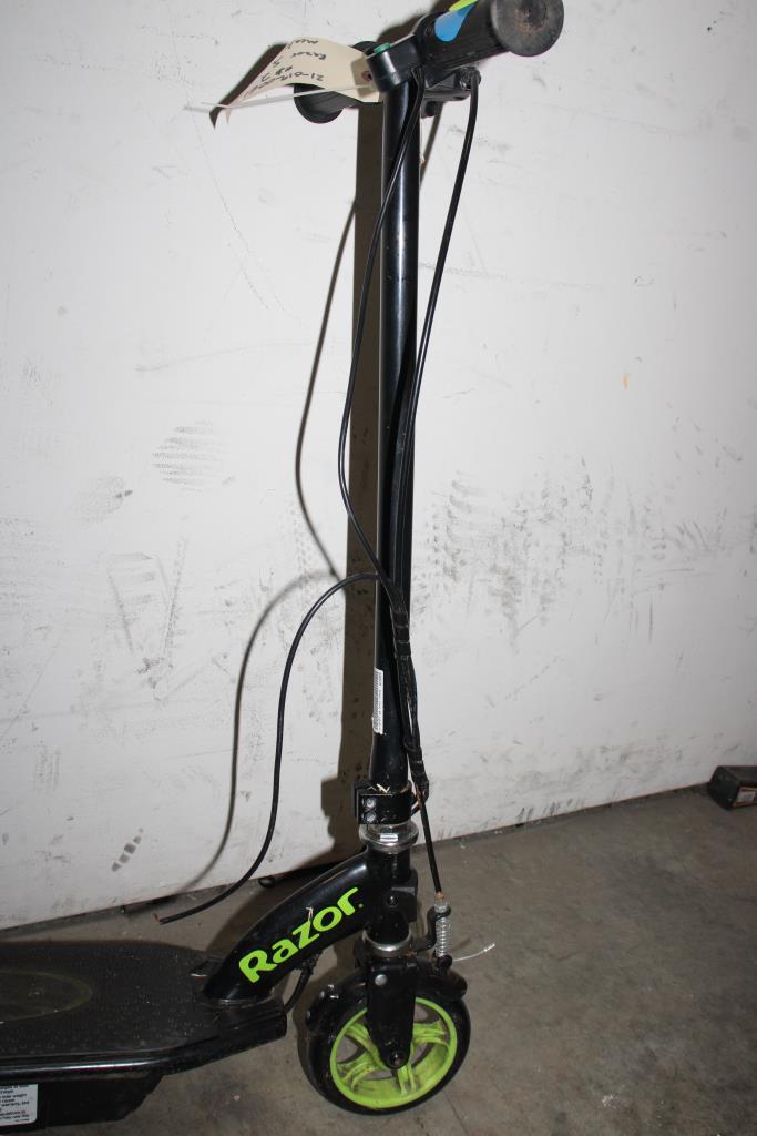 Razor Power Core E90 Electric Scooter Black Property Room