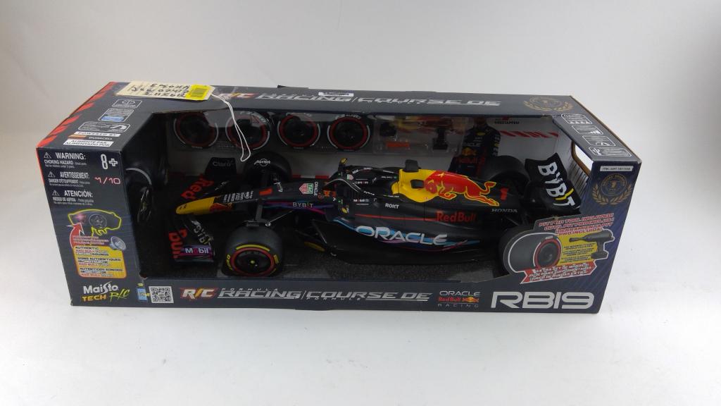 R/C Racing Course DE RB19 RC Car
