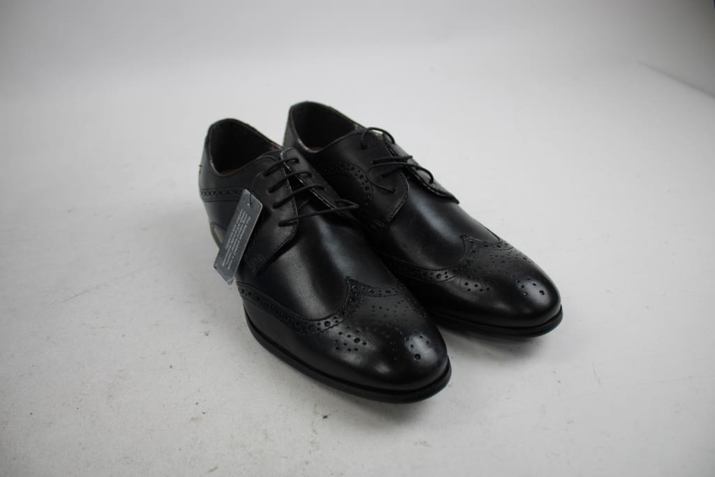 Red Tape Oxford Shoes, Size 10