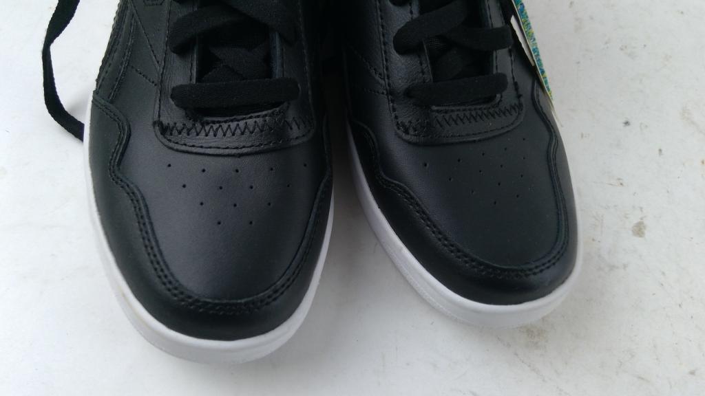 Reebok Mens Shoes Size 8.5