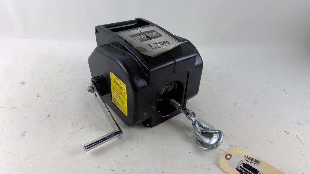Reese Tow Power 1 Ton Chain Hoist