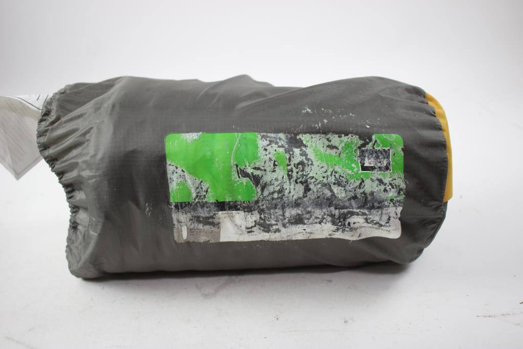 REI Litecore 1.5 SelfInflating Sleeping Pad, Size Regular Property Room