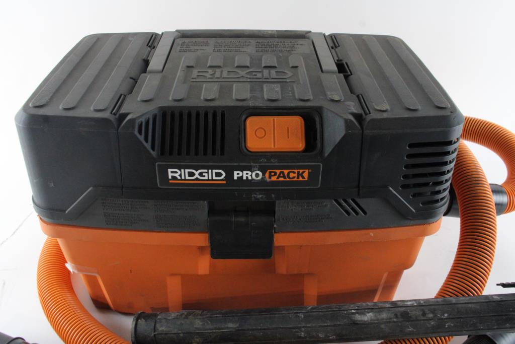 Ridgid 4.5 Gallon Portable Wet/Dry Vac Property Room