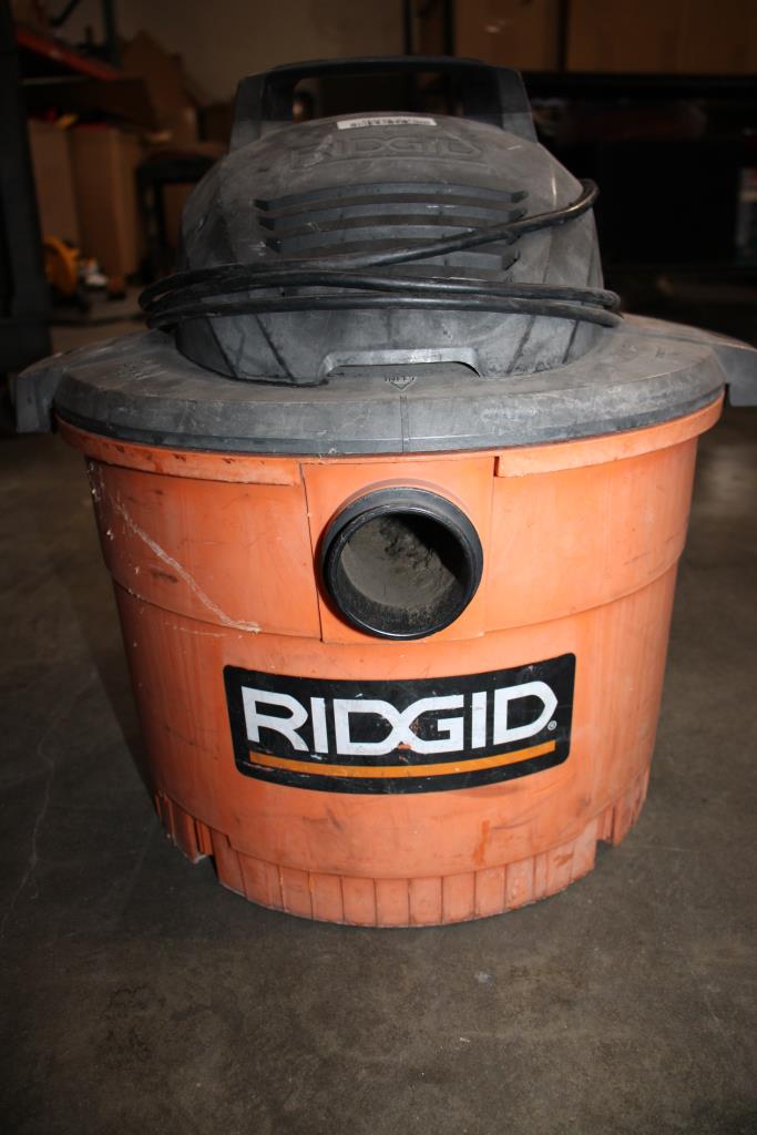 Ridgid 9 Gallon Wet/ Dry Vac Property Room