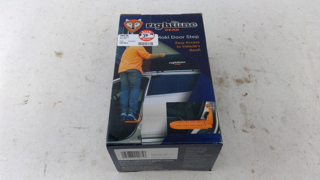 Rightline Geat Moki Door Step