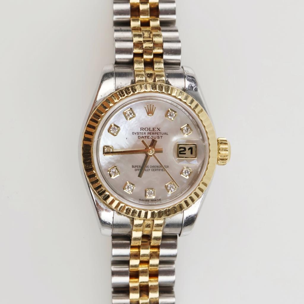 Rolex 18kt Gold Oyster Perpetual DateJust Watch- Evaluated By Our Certified Gemologist - AGS / GIA